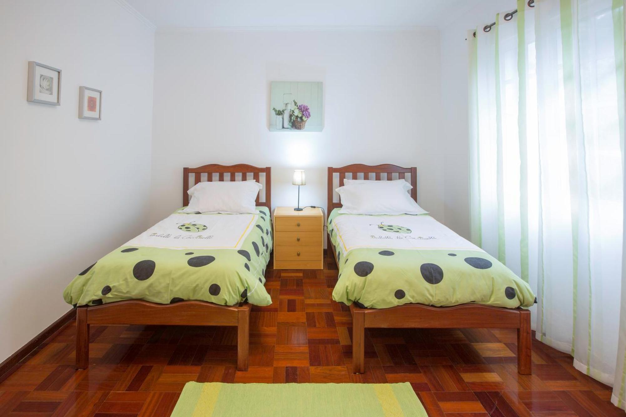 Charming Apartments In Funchal - Sao Goncalo Room photo